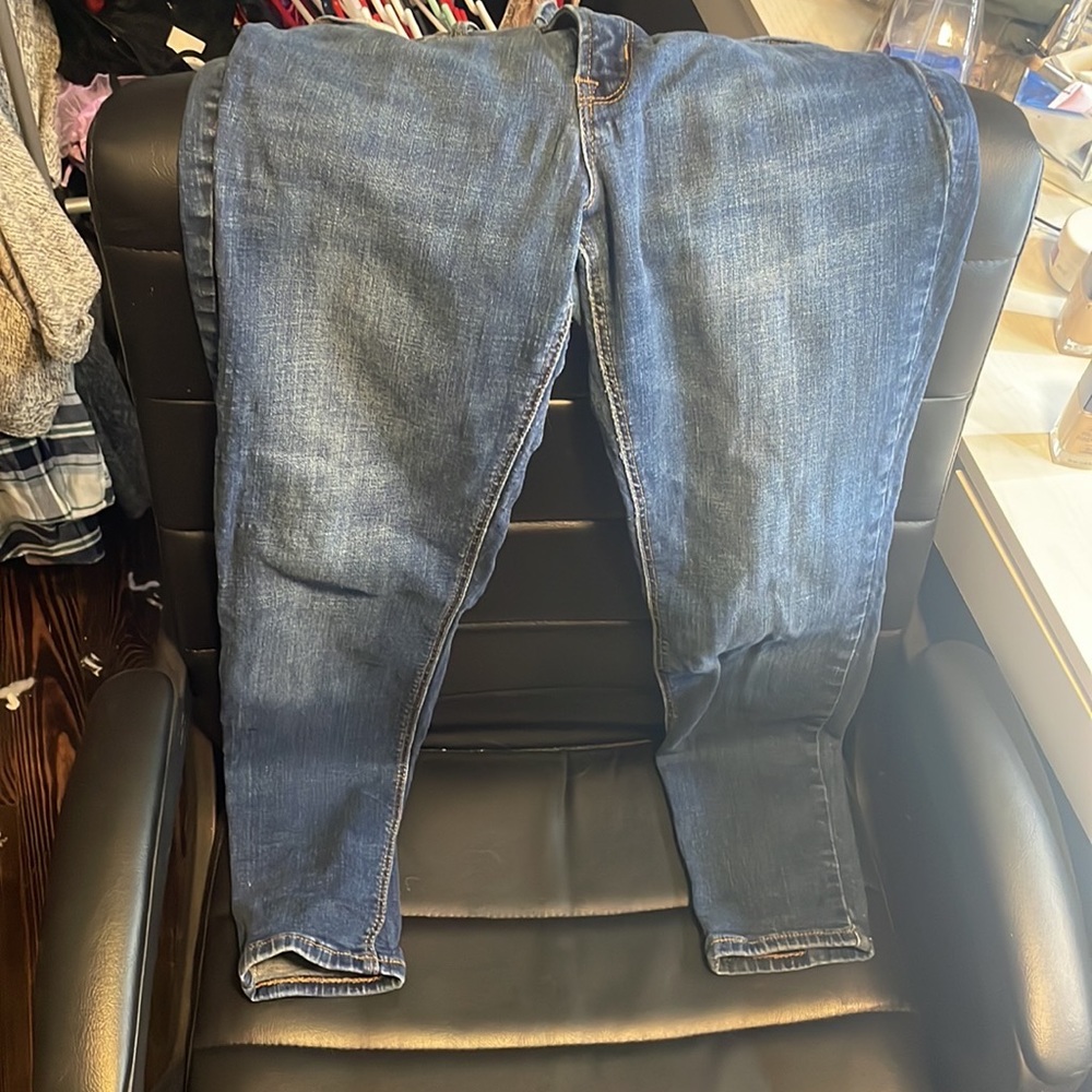 Old navy jeans size 8